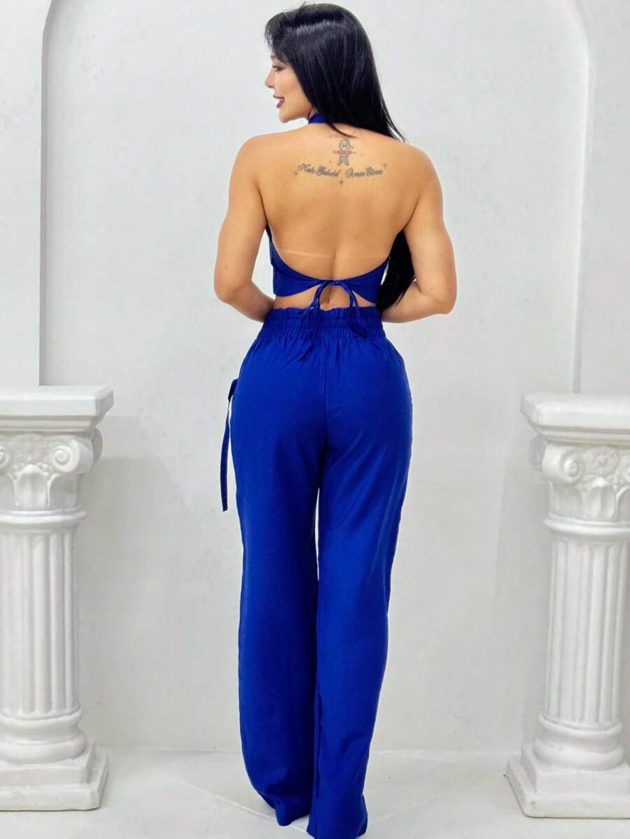Conjunto Feminino Cropped Com Bojo E Calça Com Ilhós E Zíper Frontal