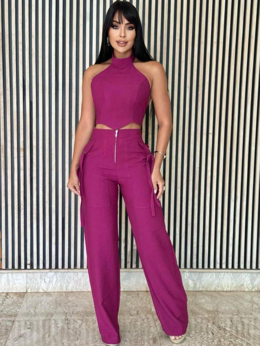 Conjunto Feminino Cropped Com Bojo E Calça Com Ilhós E Zíper Frontal