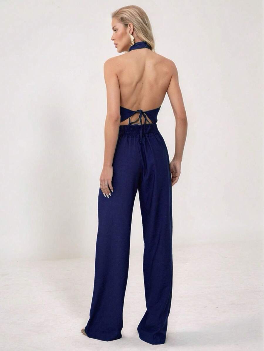 Conjunto Feminino Cropped Com Bojo E Calça Com Ilhós E Zíper Frontal