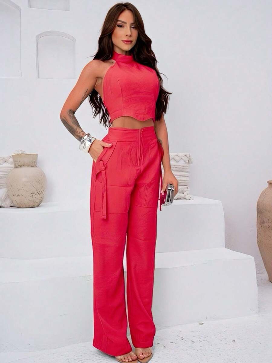 Conjunto Feminino Cropped Com Bojo E Calça Com Ilhós E Zíper Frontal