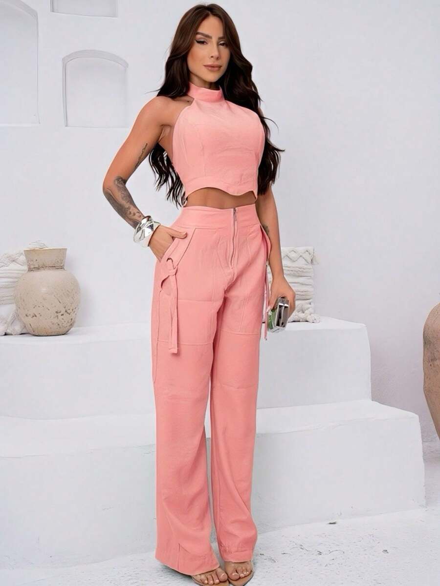 Conjunto Feminino Cropped Com Bojo E Calça Com Ilhós E Zíper Frontal
