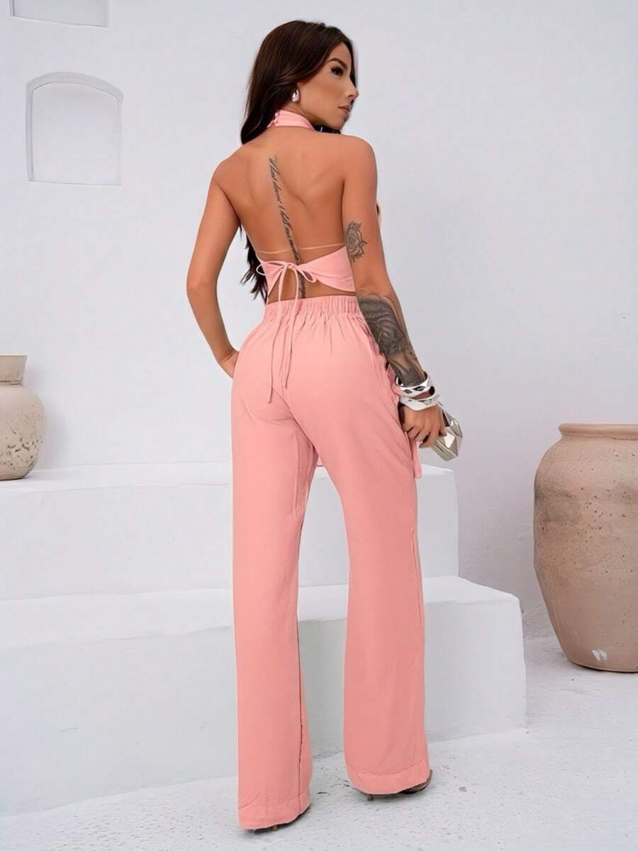 Conjunto Feminino Cropped Com Bojo E Calça Com Ilhós E Zíper Frontal