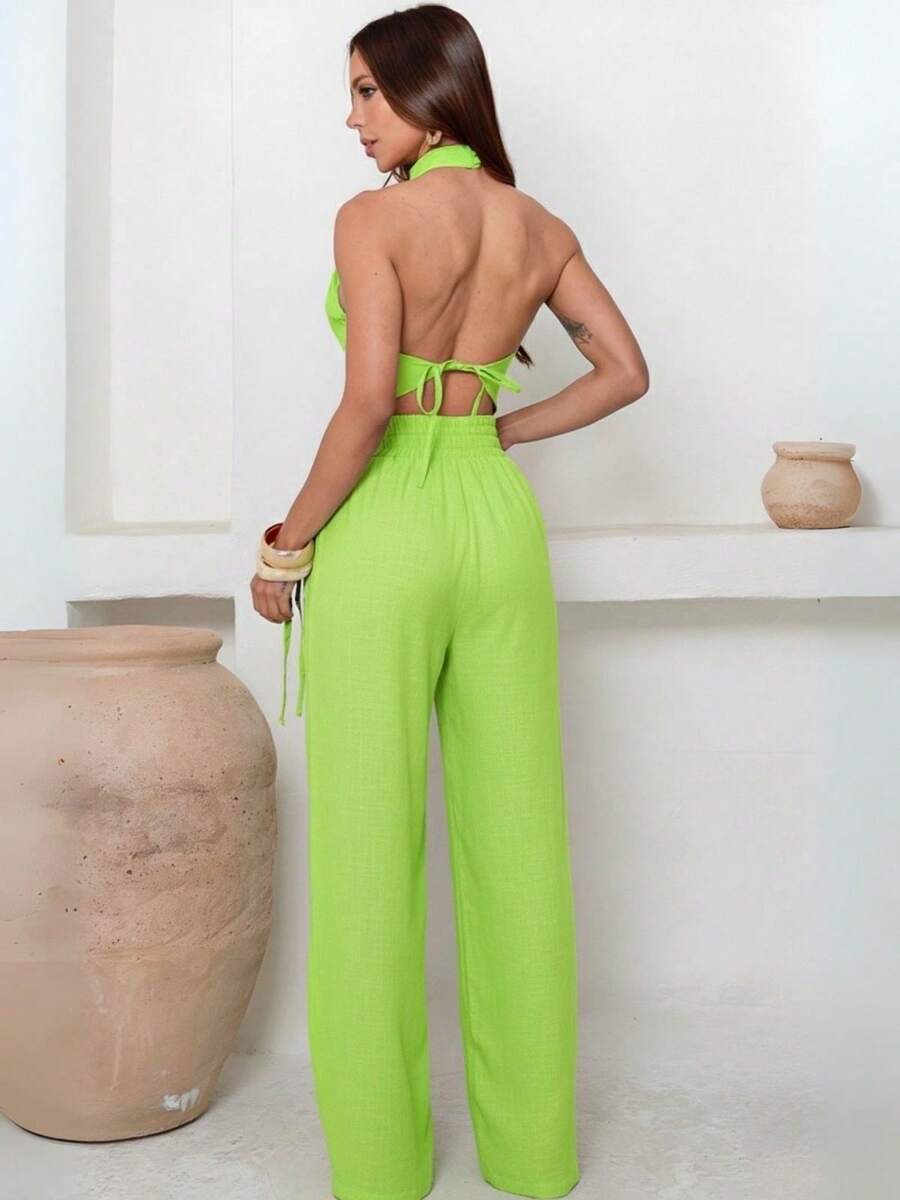 Conjunto Feminino Cropped Com Bojo E Calça Com Ilhós E Zíper Frontal