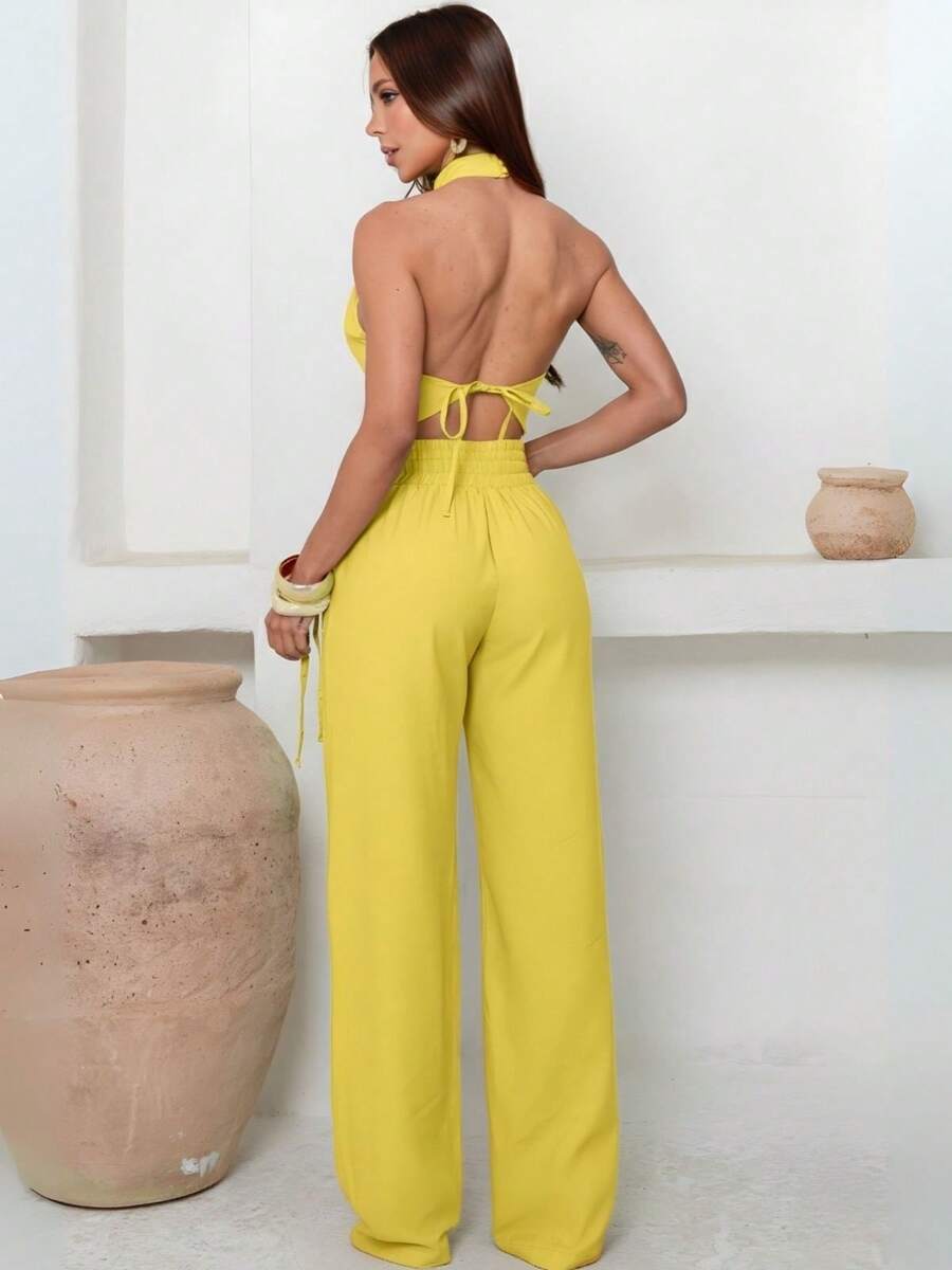 Conjunto Feminino Cropped Com Bojo E Calça Com Ilhós E Zíper Frontal