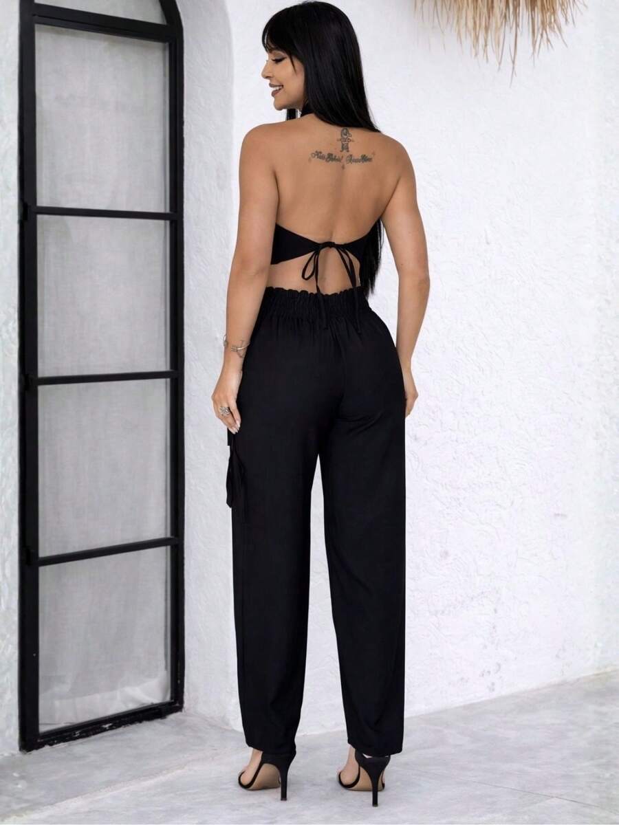 Conjunto Feminino Cropped Com Bojo E Calça Com Ilhós E Zíper Frontal