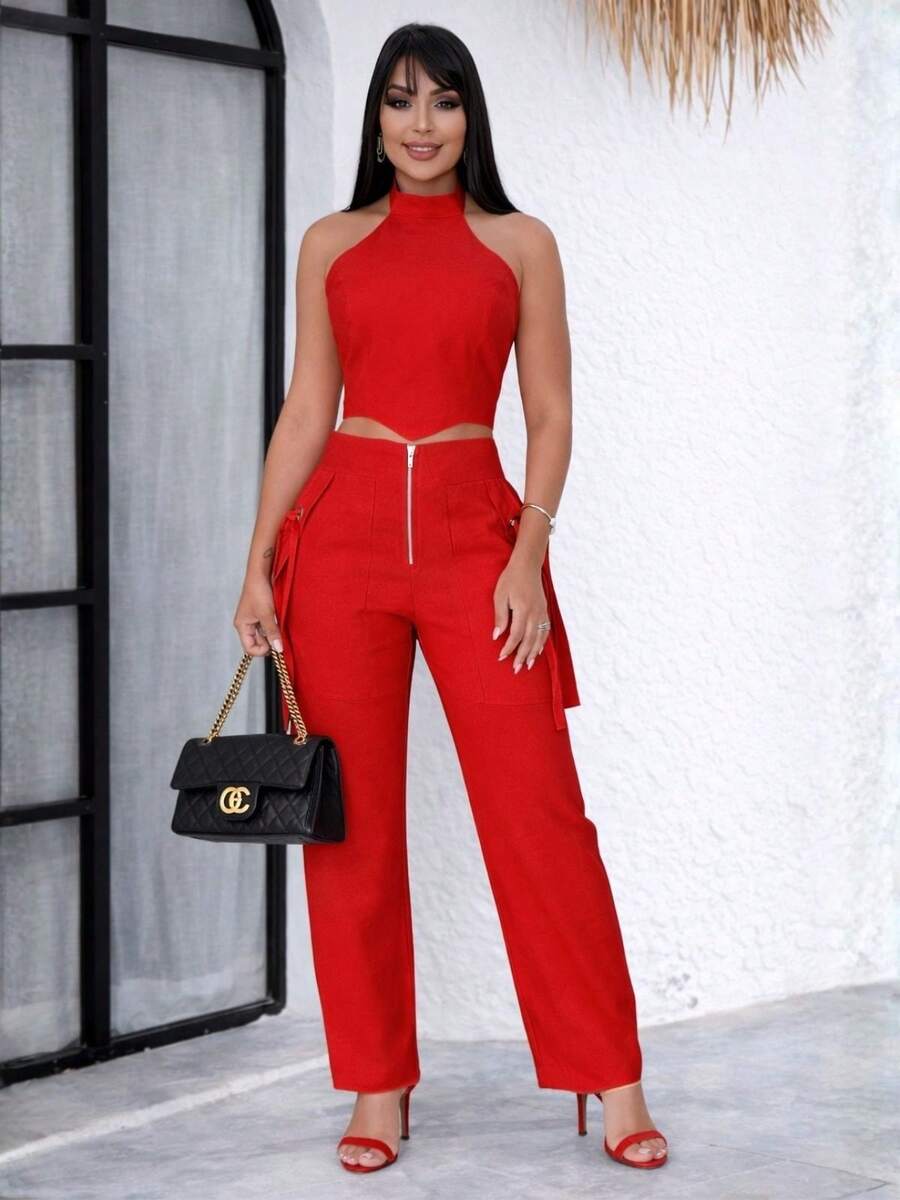 Conjunto Feminino Cropped Com Bojo E Calça Com Ilhós E Zíper Frontal