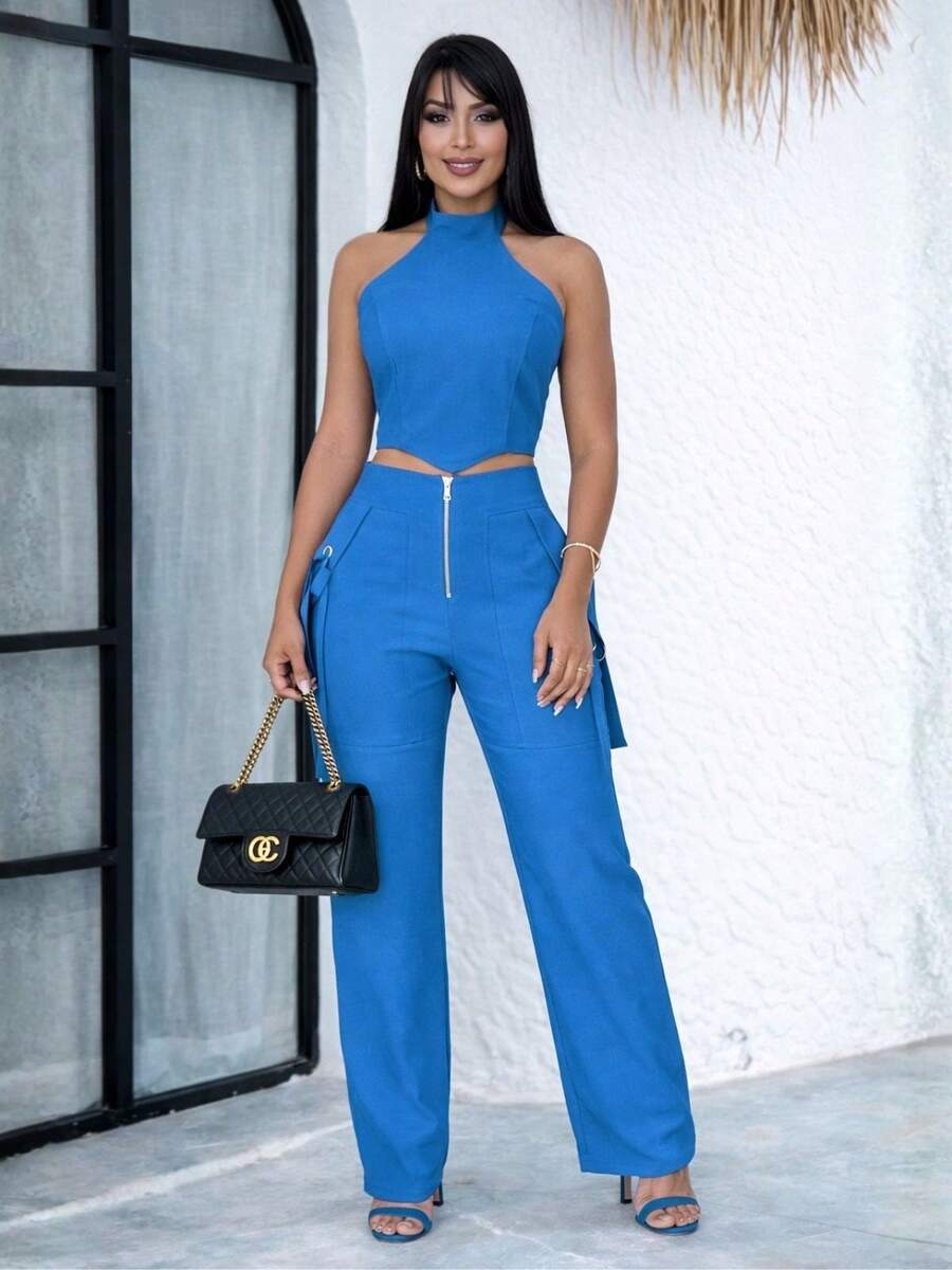 Conjunto Feminino Cropped Com Bojo E Calça Com Ilhós E Zíper Frontal
