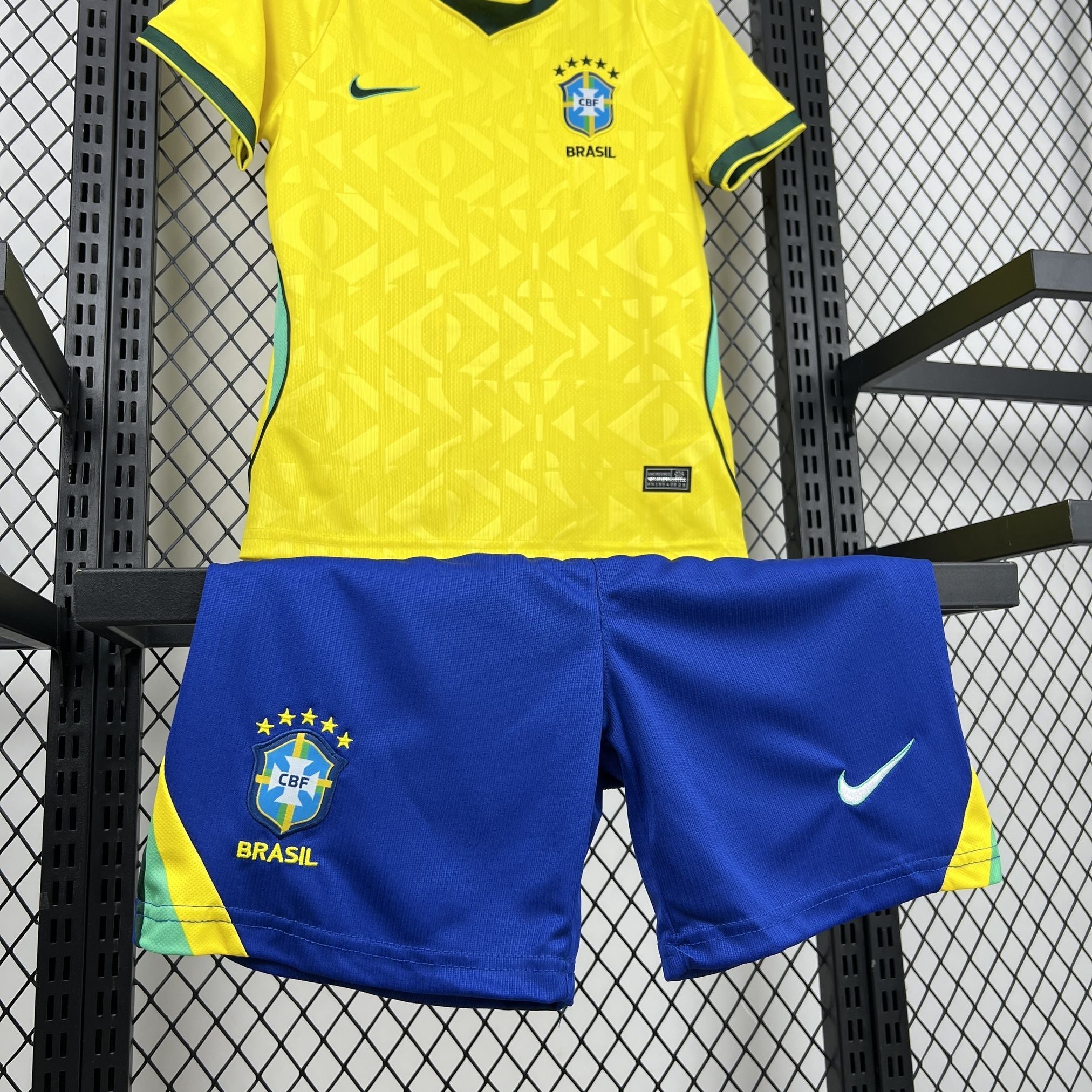 Kit Infantil Seleção Titular 26/27 - Copa do Mundo