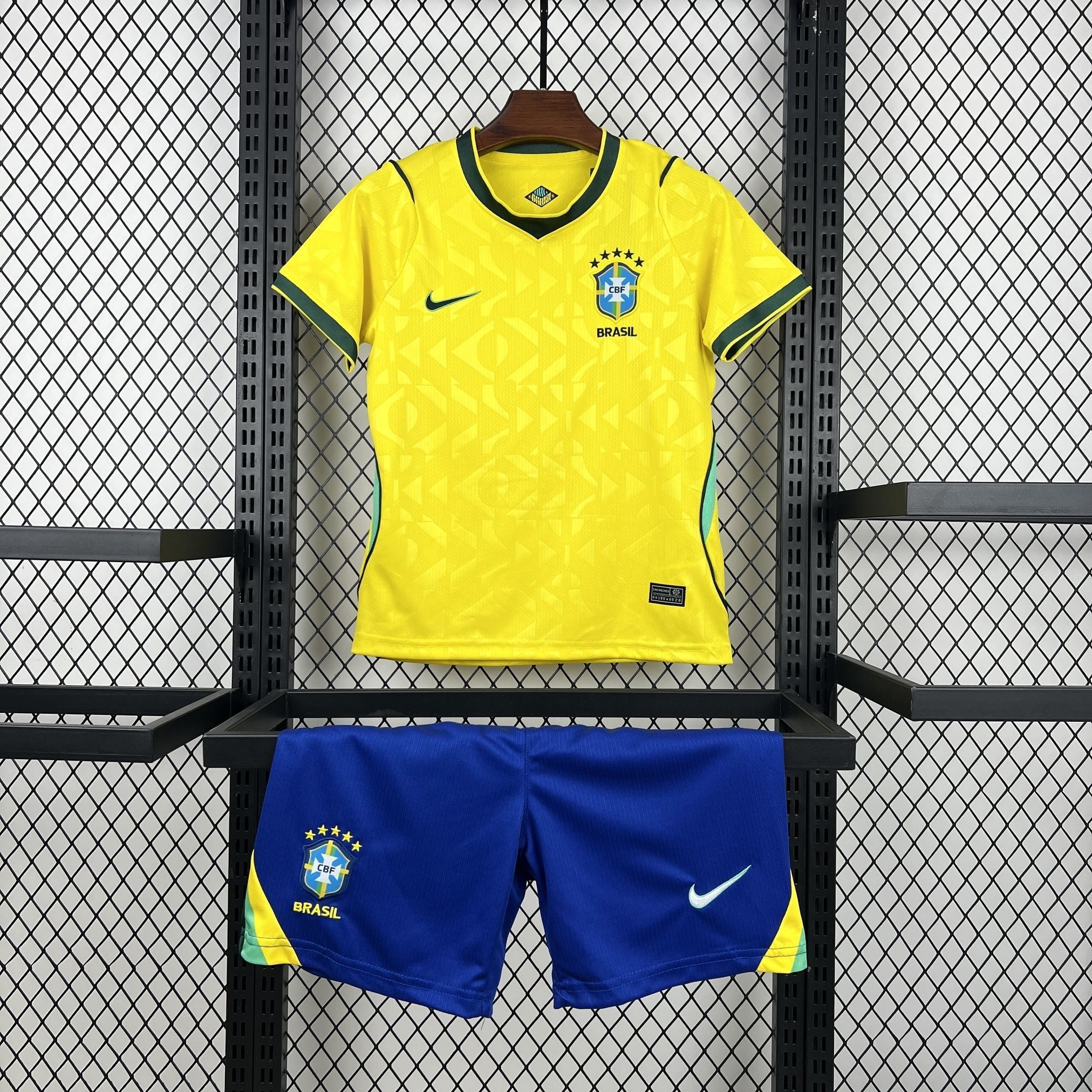 Kit Infantil Seleção Titular 26/27 - Copa do Mundo